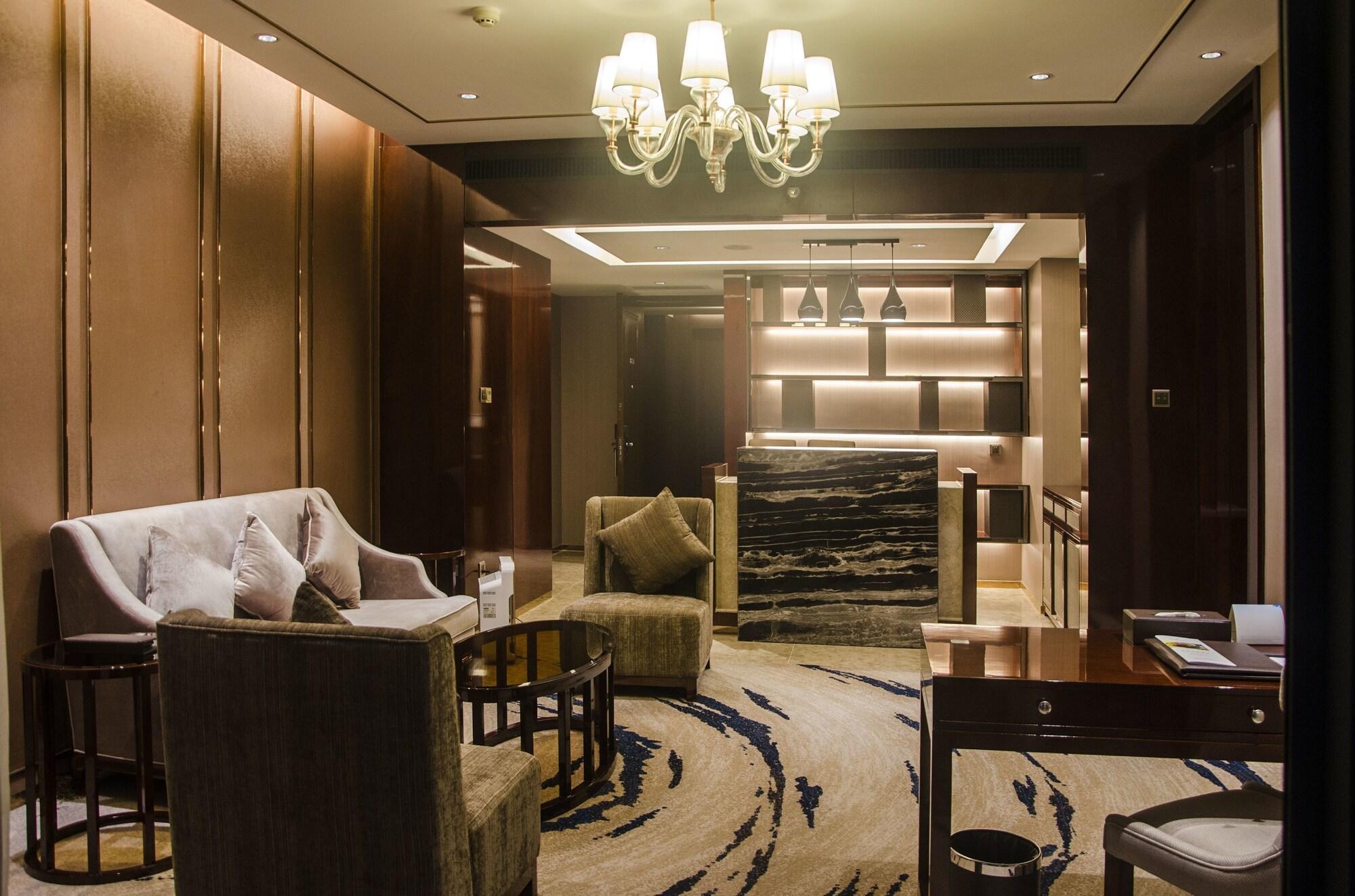 מלון Ramada By Wyndham Huizhou South מראה חיצוני תמונה