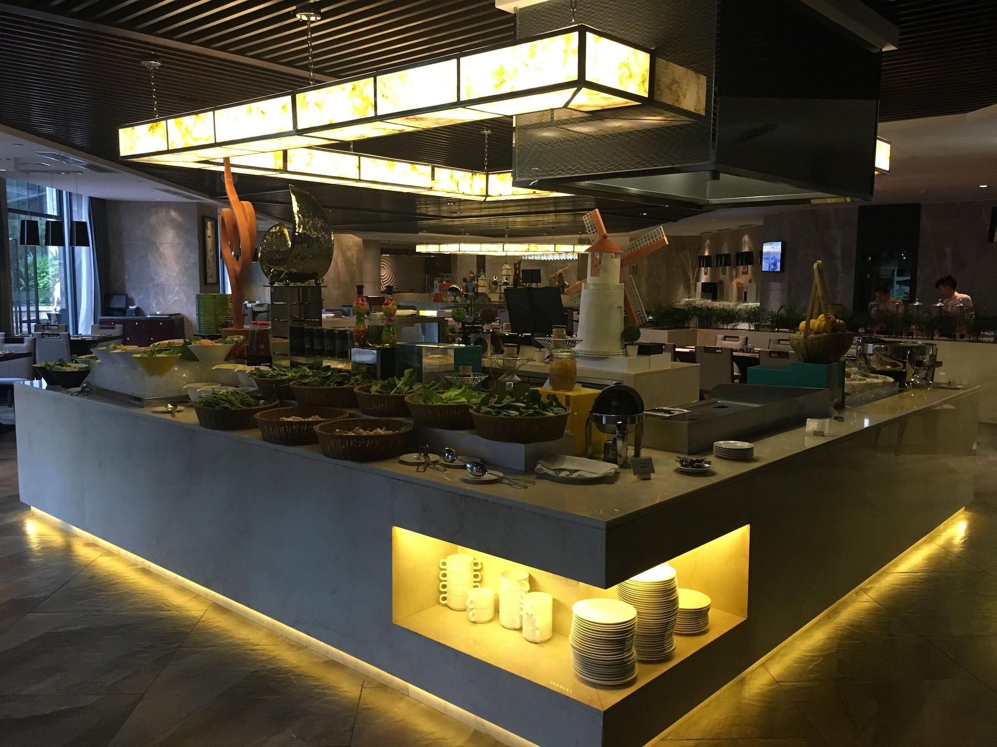 מלון Ramada By Wyndham Huizhou South מראה חיצוני תמונה