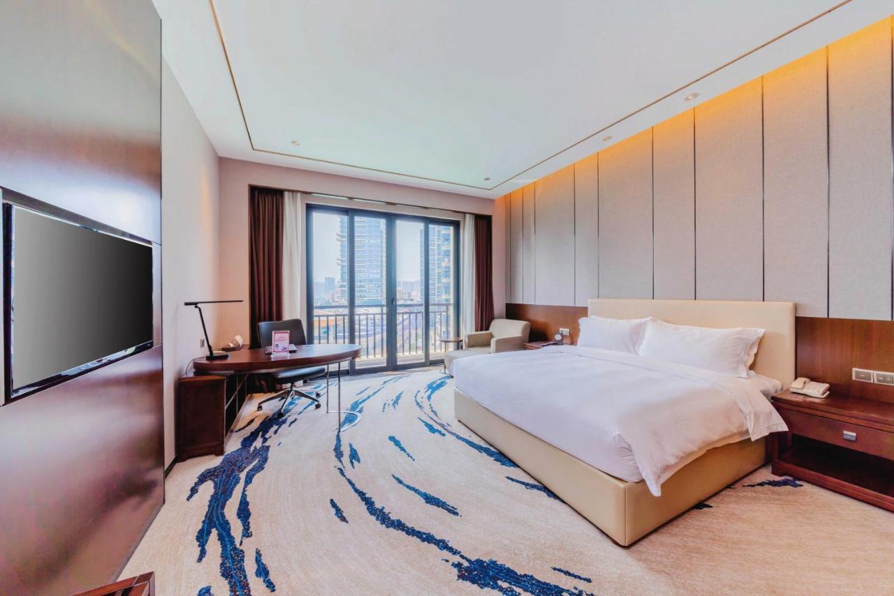 מלון Ramada By Wyndham Huizhou South מראה חיצוני תמונה