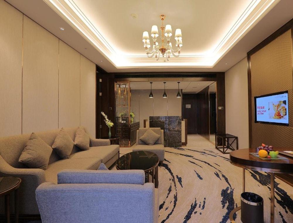 מלון Ramada By Wyndham Huizhou South מראה חיצוני תמונה
