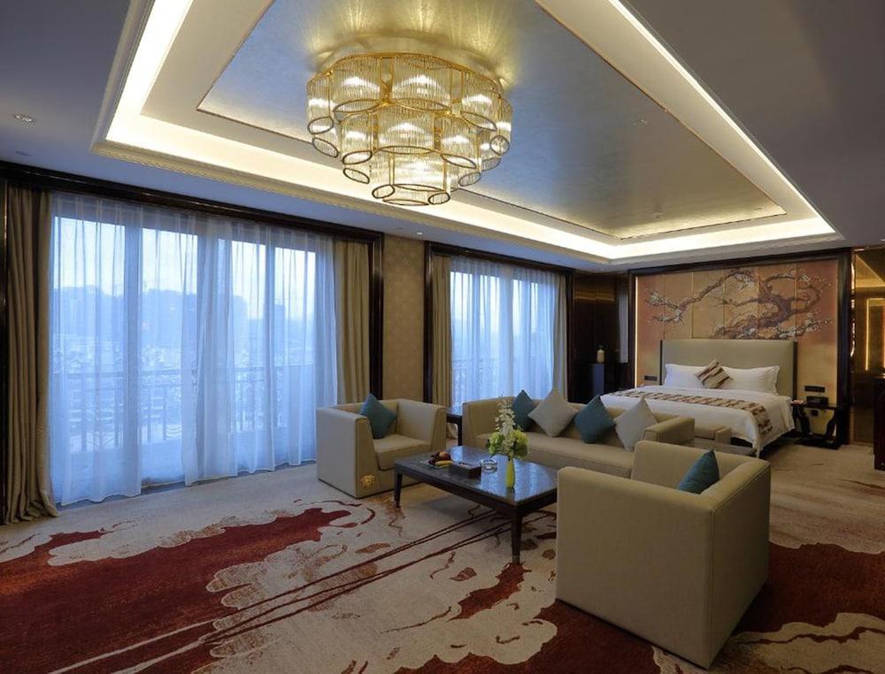 מלון Ramada By Wyndham Huizhou South מראה חיצוני תמונה