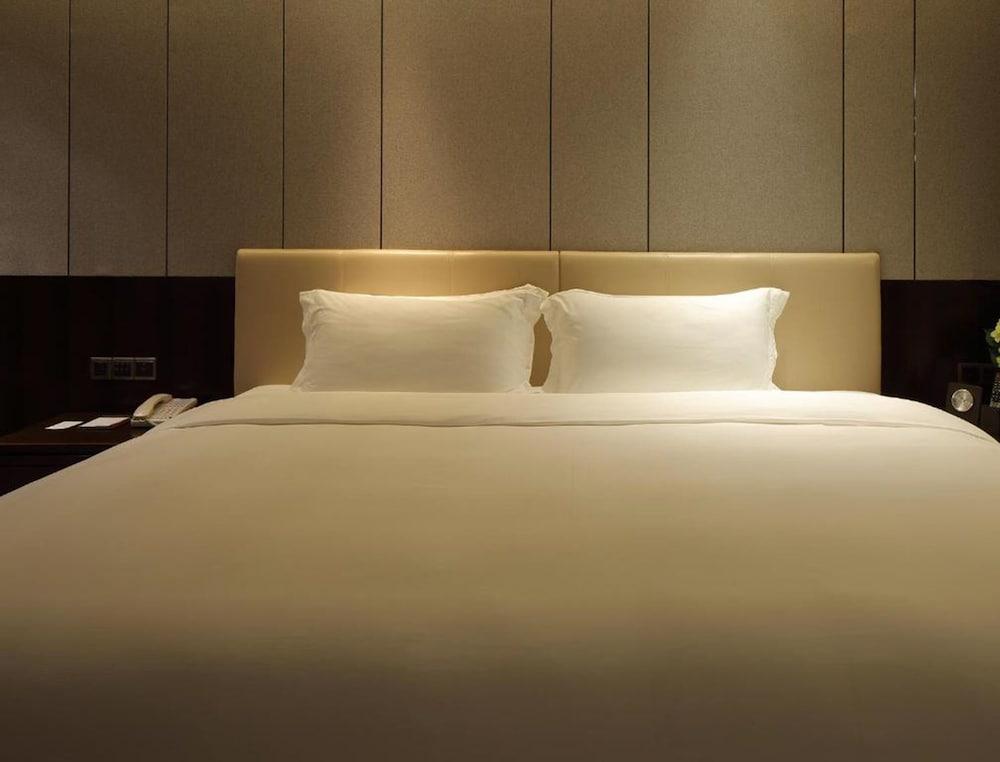 מלון Ramada By Wyndham Huizhou South מראה חיצוני תמונה