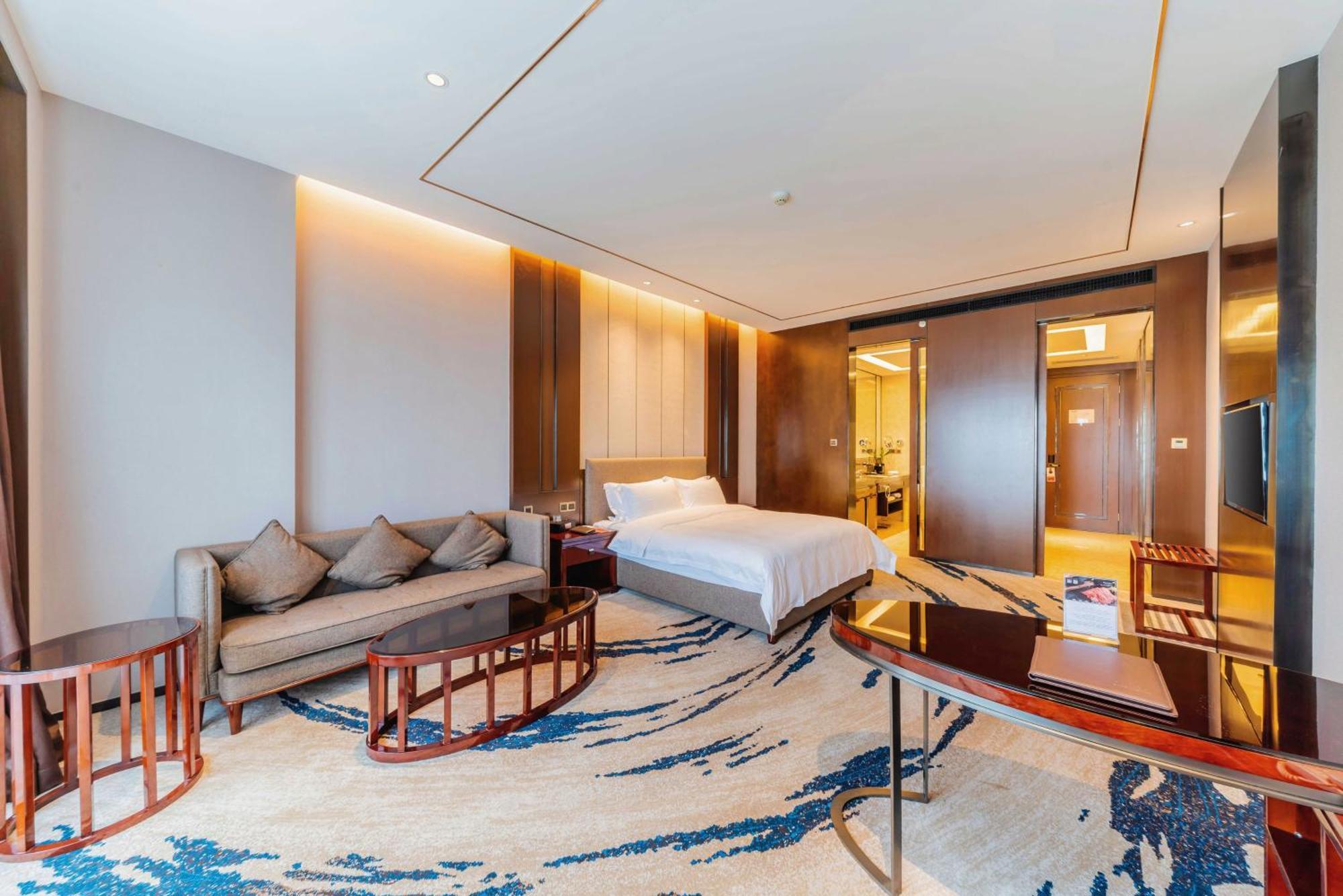 מלון Ramada By Wyndham Huizhou South מראה חיצוני תמונה