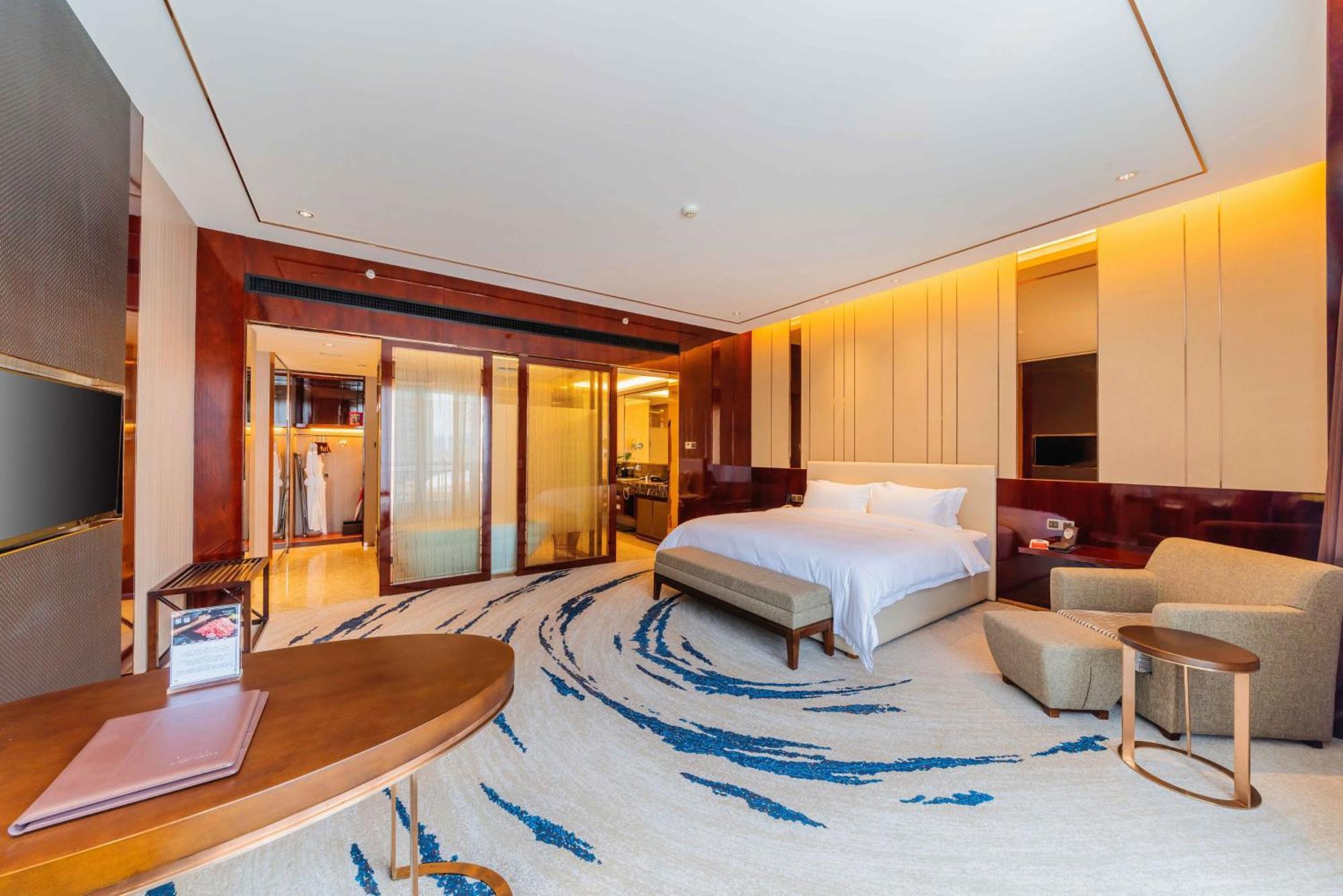 מלון Ramada By Wyndham Huizhou South מראה חיצוני תמונה