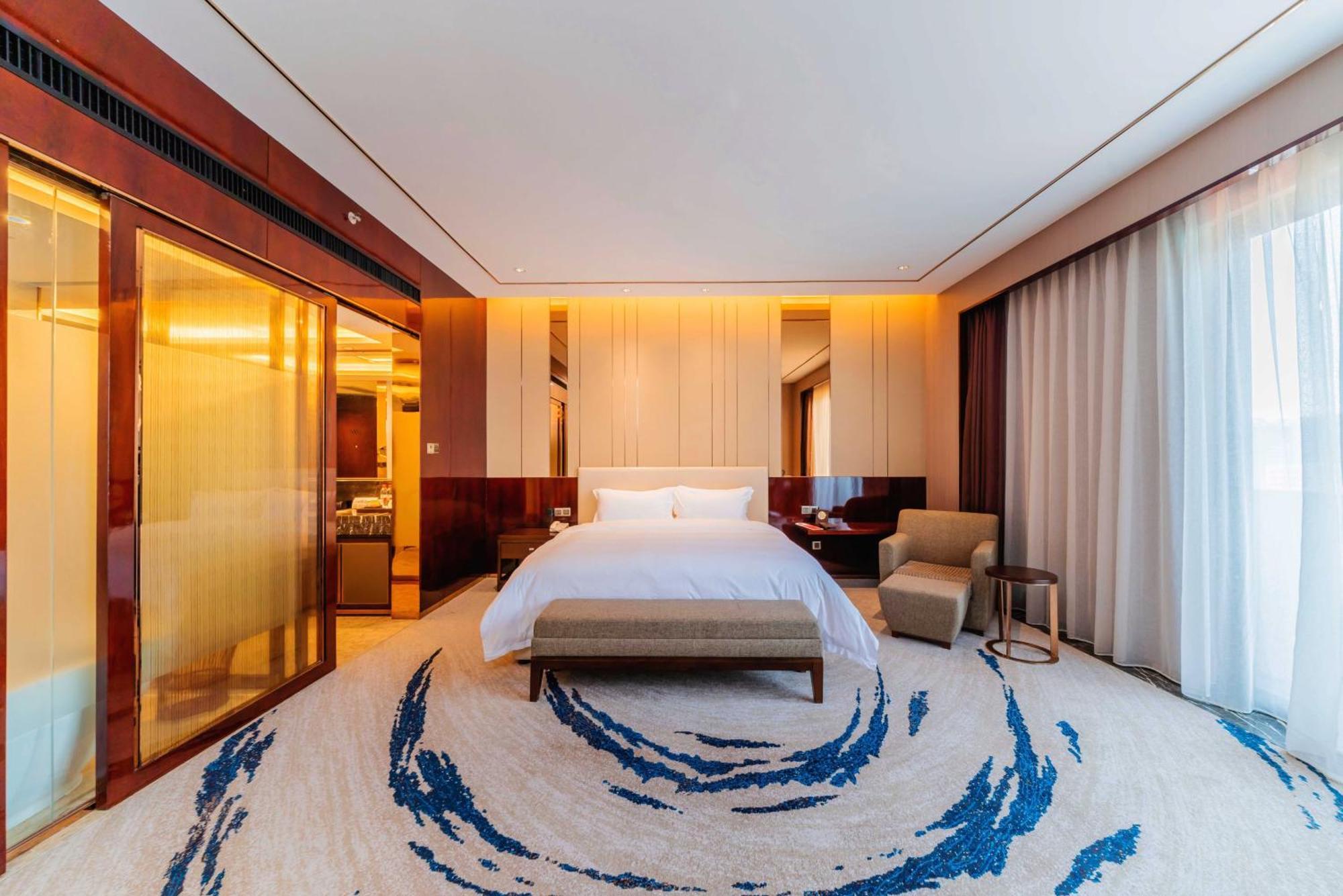 מלון Ramada By Wyndham Huizhou South מראה חיצוני תמונה
