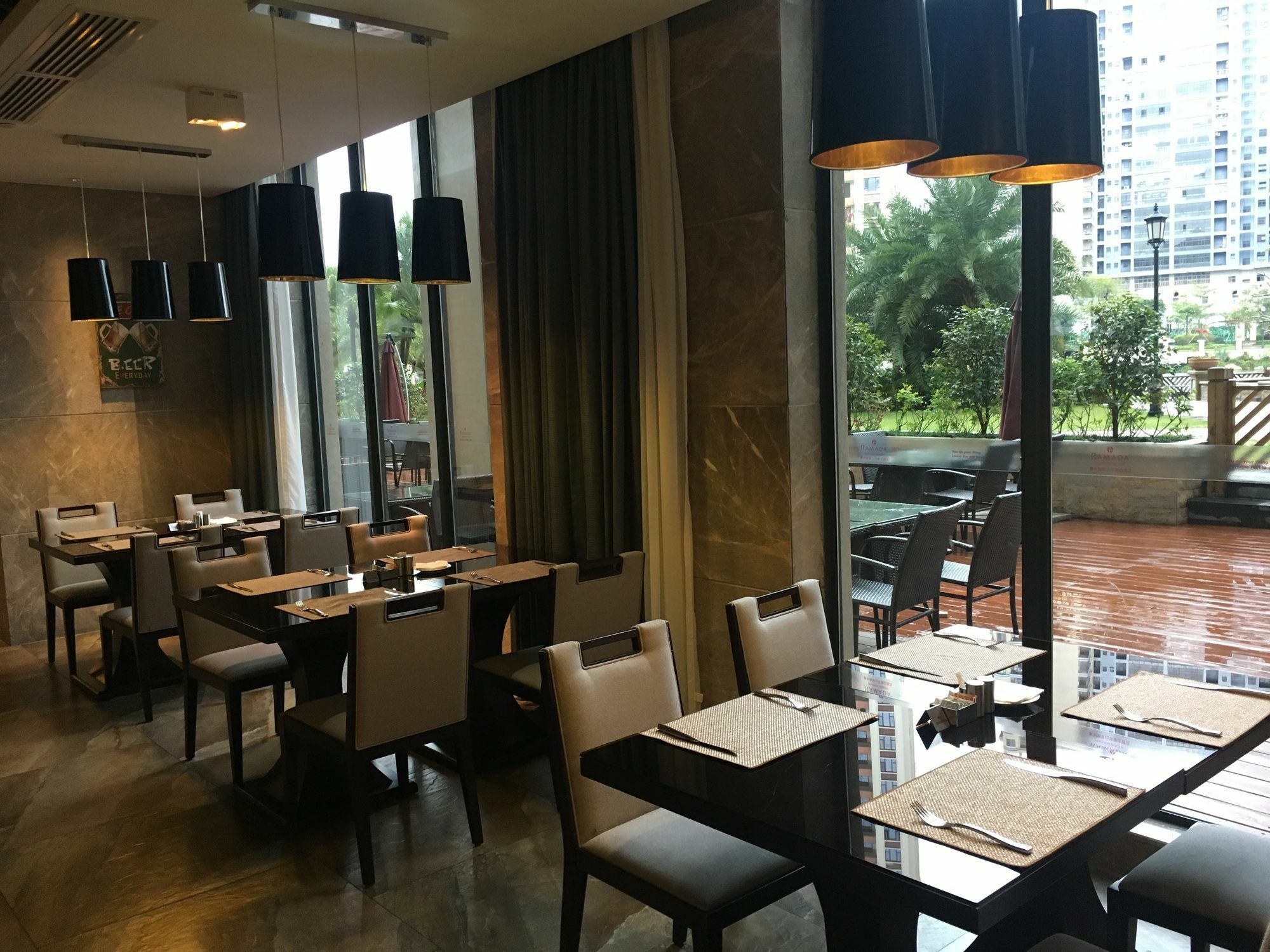 מלון Ramada By Wyndham Huizhou South מראה חיצוני תמונה